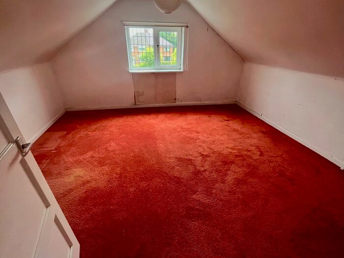 2 Bedroom Semi-Detached Bungalow For Sale In Towers Avenue, Maghull, Liverpool, L31