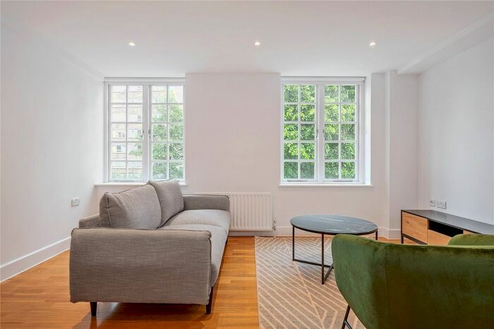 2 Bedroom Flat To Rent In St Mark's Apartments, City Road, London, EC1V