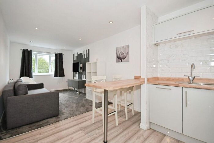 2 Bedroom Flat For Sale In Oliver House, Wain Avenue, Chesterfield, S41