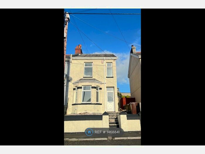 2 Bedroom End Of Terrace House To Rent In Pomphlett Road, Plymouth, PL9