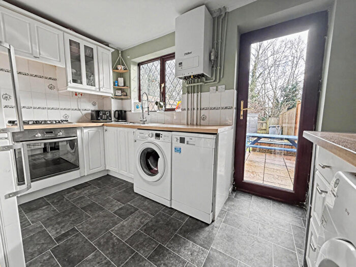 2 Bedroom Terraced House For Sale In Sandpiper Bridge, Swindon, SN3
