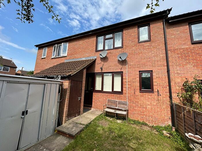 1 Bedroom Maisonette To Rent In Denmead, Two Mile Ash, Milton Keynes, Buckinghamshire., MK8