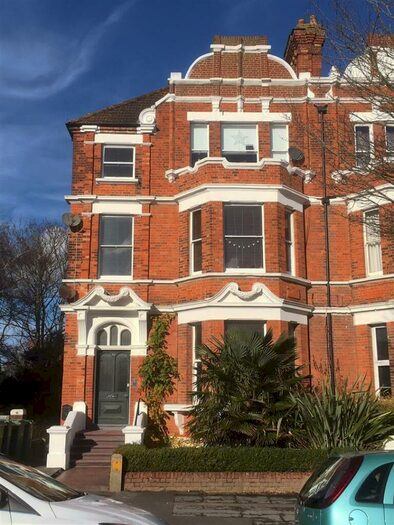 1 Bedroom Flat To Rent In Bouverie Road West, Folkestone, CT20