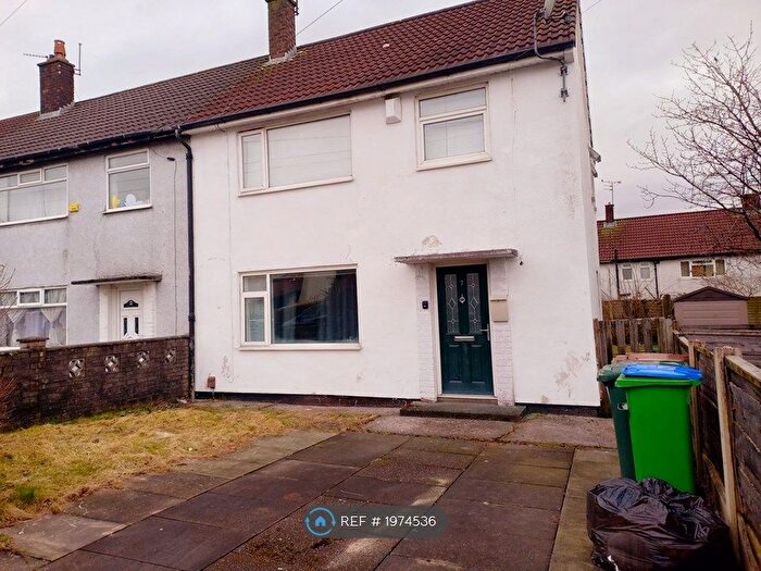 3 Bedroom Semi-Detached House To Rent In Ullswater Drive, Middleton, Manchester, M24