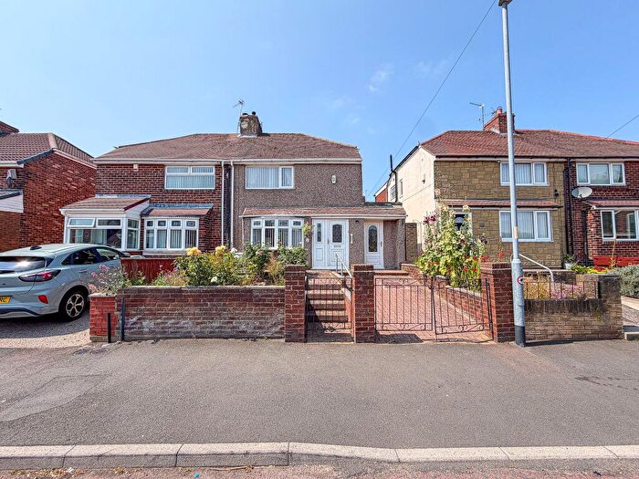 3 Bedroom Semi Detached House For Sale In Rothbury Gardens, Lobley Hill, Gateshead, NE11