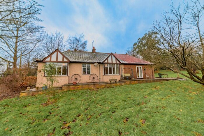3 Bedroom Bungalow For Sale In Elvington Lane, Folkestone, CT18