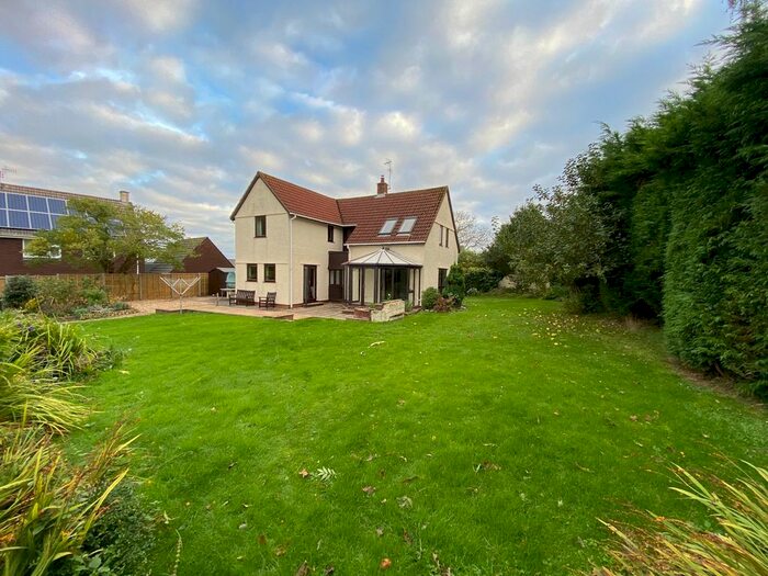 4 Bedroom Detached House To Rent In Park Lane, Carhampton, TA24