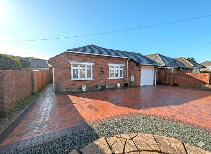 3 Bedroom Detached Bungalow For Sale In Fleet End Road, Warsash, Southampton, SO31