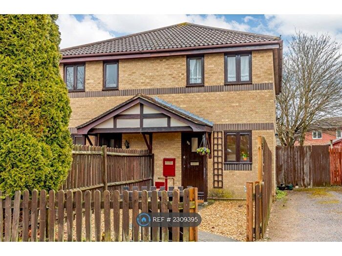 2 Bedroom Semi-Detached House To Rent In Fortescue Drive, Milton Keynes, MK5