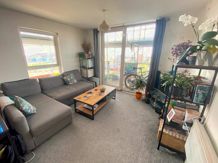 2 Bedroom Flat To Rent In Stillwater Drive, Sportcity, Clayton, Manchester, M15