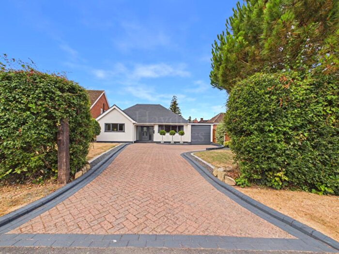 3 Bedroom Bungalow For Sale In Hernes Nest Bewdley, DY12