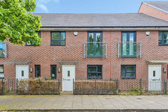 3 Bedroom Terraced House For Sale In Broughton Lane, Salford, Greater Manchester, M7