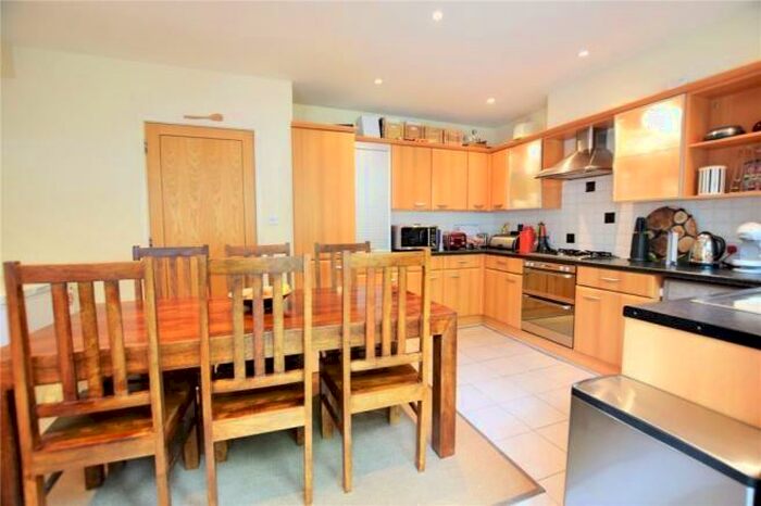 4 Bedroom Town House To Rent In Ogden Park, Bracknell, RG12