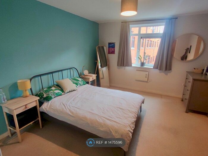 2 Bedroom Flat To Rent In Trinity Wharf, Hull, HU1