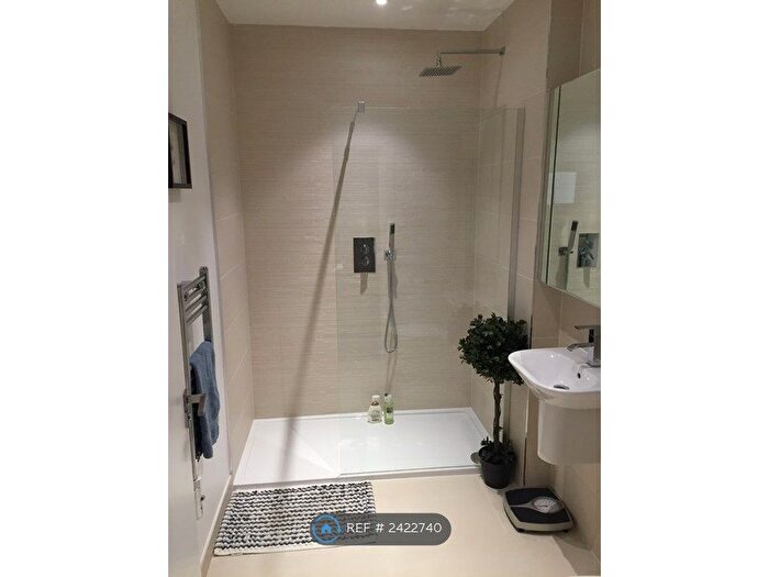 1 Bedroom Flat To Rent In River Gardens Walk, London, SE10