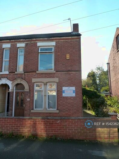 4 Bedroom Semi-Detached House To Rent In Mona Street, Beeston, Nottingham, NG9