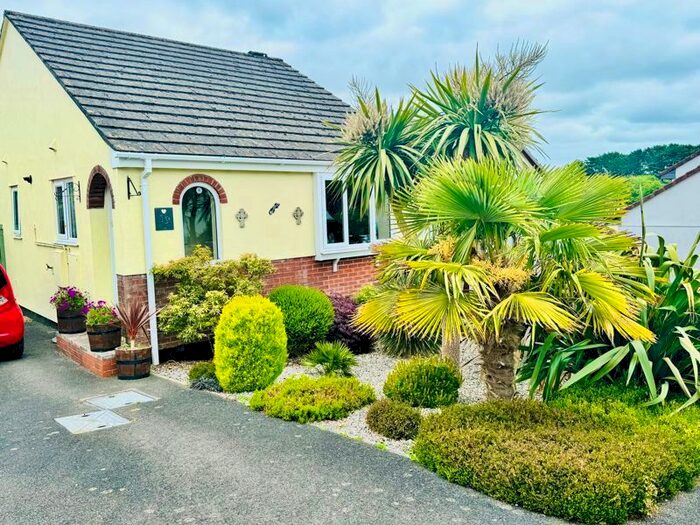 2 Bedroom Semi-Detached Bungalow For Sale In Meadow Rise, St. Columb, TR9