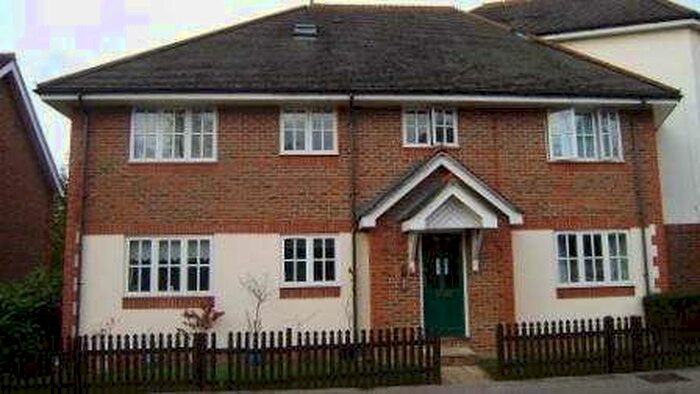 1 Bedroom Apartment To Rent In Langston Court, Gallows Lane, HP12