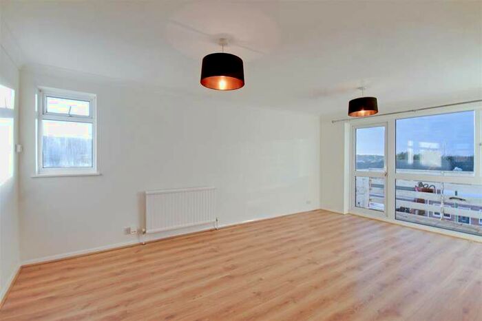 2 Bedroom Flat To Rent In St. Annes Gardens, Hassocks, BN6