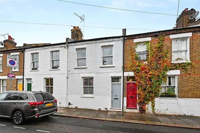 3 Bedroom Terraced House For Sale In Banim Street, London, W6