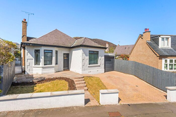 3 Bedroom Bungalow For Sale In Kirkhill Drive, Prestonfield, Edinburgh, EH16