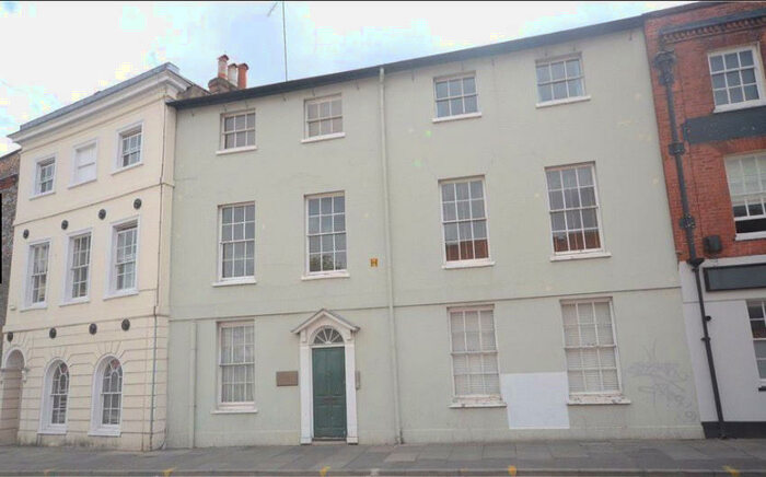 2 Bedroom Flat To Rent In Berkeley Avenue, Reading, RG1