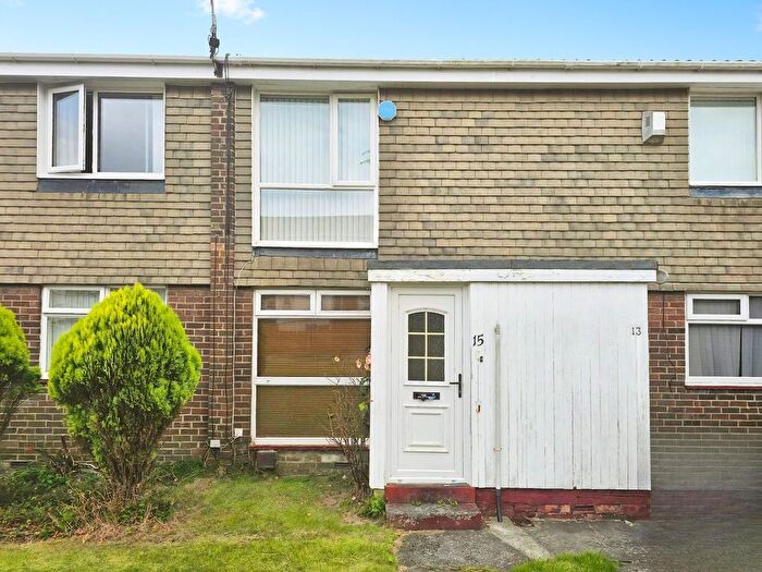 2 Bedroom Flat For Sale In Weetwood Road, Cramlington, NE23