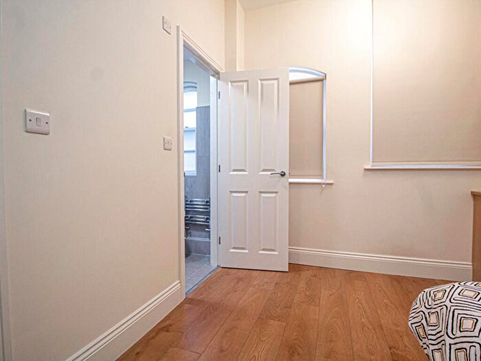 2 Bedroom Apartment To Rent In Apt, Fairbairn Residence #, LS2