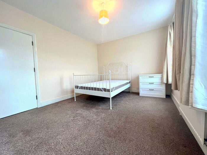 3 Bedroom House To Rent In Strone Road, London, E7