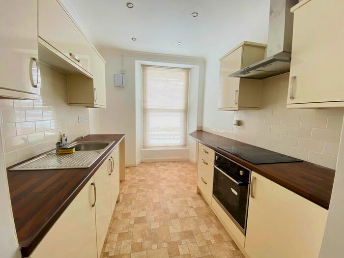 1 Bedroom Flat To Rent In Hill Park Crescent, Plymouth, PL4