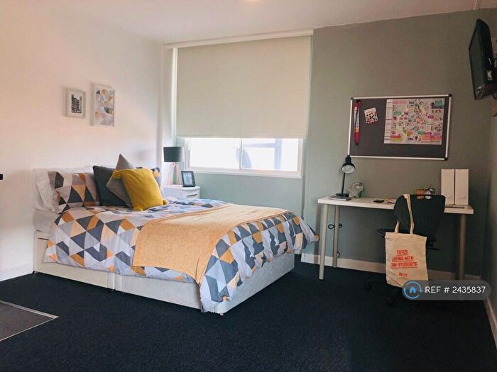Studio To Rent In Broadgate, Coventry, CV1
