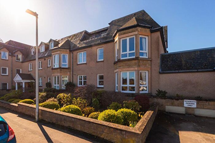 2 Bedroom Flat For Sale In / Lockharton Avenue, Edinburgh, EH14
