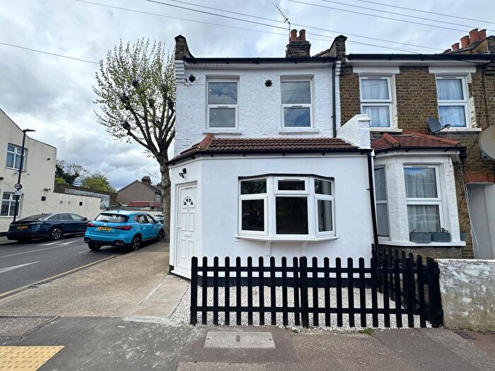 4 Bedroom Terraced House For Sale In Market Street, East Ham, London, E6