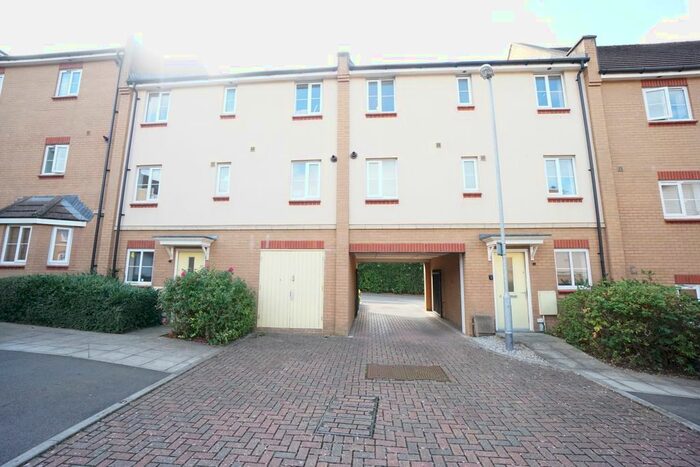 3 Bedroom Town House To Rent In Dorian Road, Bristol, BS7