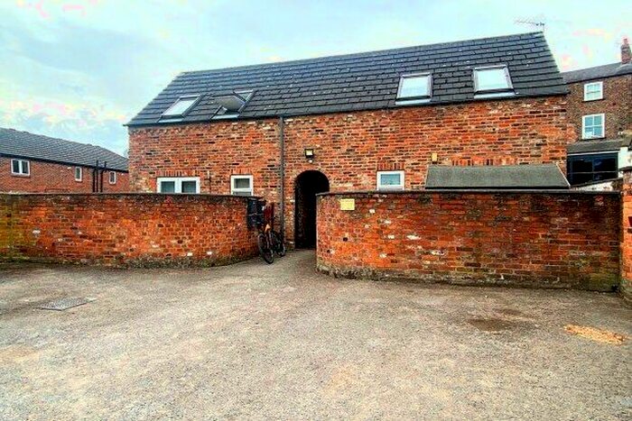 1 Bedroom Studio To Rent In Cambridge Mews, York, YO24