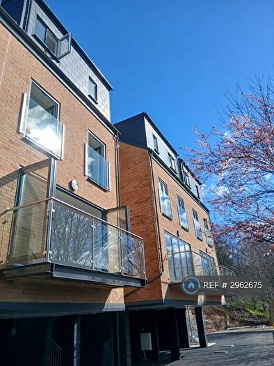 3 Bedroom Semi Detached House To Rent In Scarsdale Heights, Sheffield, S8