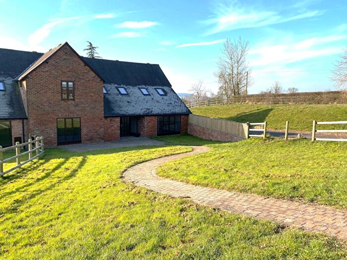4 Bedroom Barn Conversion For Sale In Ladylea Road, Horsley, DE21