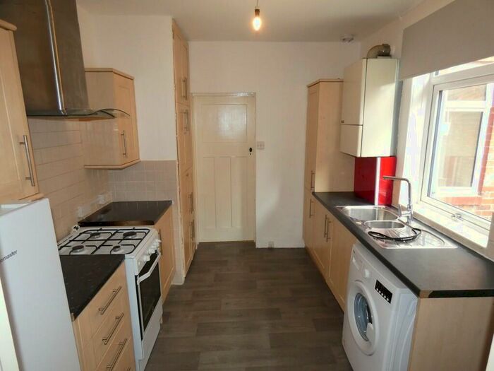 2 Bedroom Flat To Rent In Chillingham Rod, Heaton, NE6