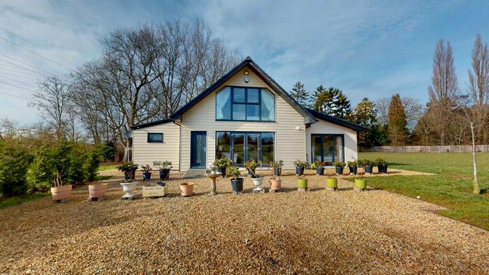 3 Bedroom Detached House To Rent In Oxford Road, OX2