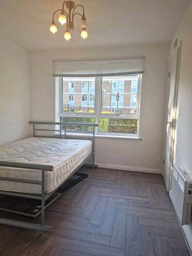 2 Bedroom Flat To Rent In Candlelight Court, Romford Road, Stratford, E15