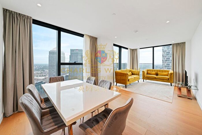 3 Bedroom Apartment To Rent In Apartment, Hampton Tower, Marsh Wall, London, E14