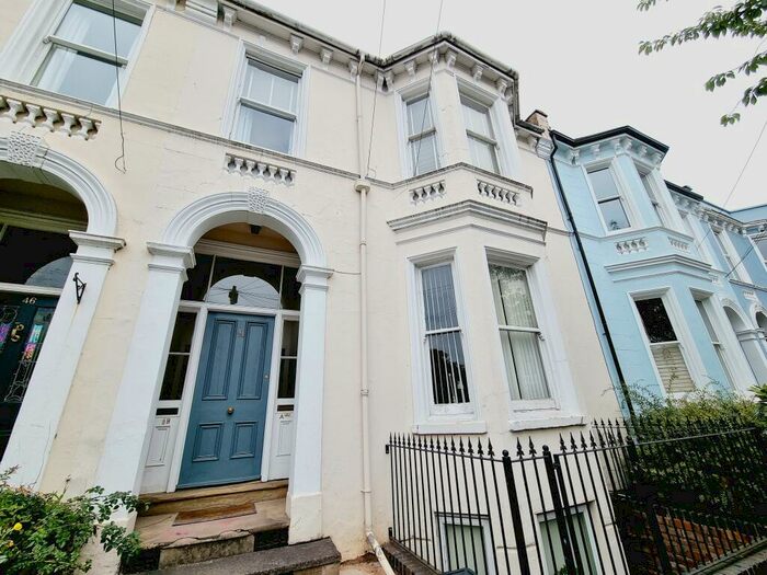 5 Bedroom Flat To Rent In A Avenue Road, Leamington Spa, CV31