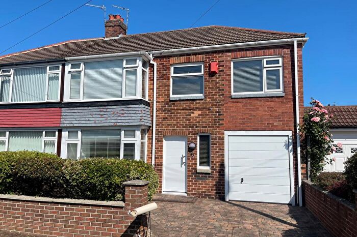 3 Bedroom Semi-Detached House For Sale In Sandringham Drive, West Monkseaton, Whitley Bay, NE25