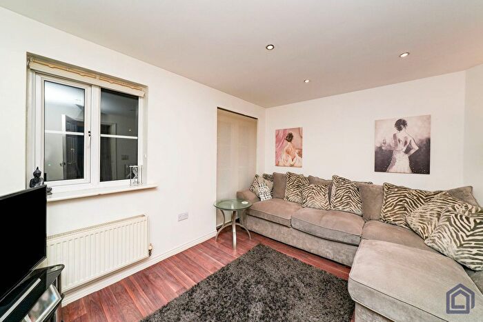 3 Bedroom Flat For Sale In Flat, Ellis Court, Merlin Road, Birkenhead, CH42