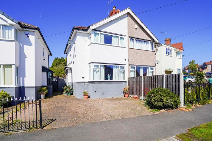 2 Bedroom Semi Detached House For Sale In Newlands Grove, Sheffield, S12