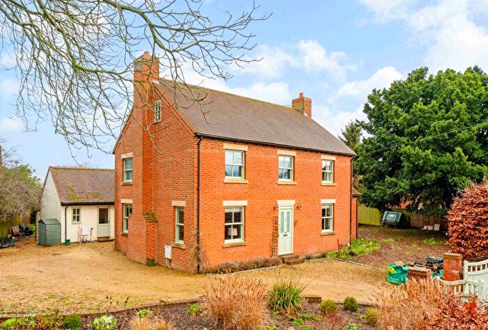 6 Bedroom Detached House For Sale In High Street, North Moreton, OX11