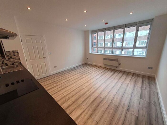 1 Bedroom Apartment To Rent In Charles Street, Leicester, LE1