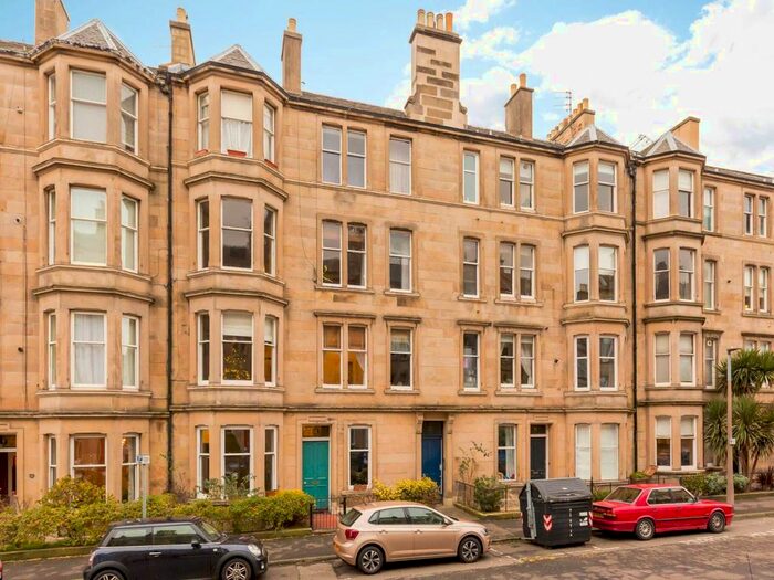 2 Bedroom Flat To Rent In Comely Bank Street, Comely Bank, Edinburgh, EH4