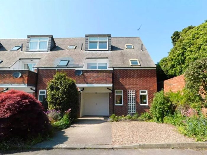 2 Bedroom Terraced House To Rent In Blue Coat Court, Durham, DH1