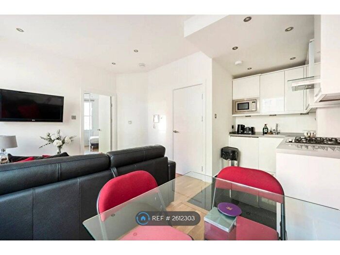 1 Bedroom Flat To Rent In Shaftesbury Avenue, London, WC2H